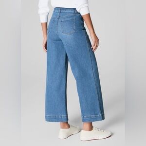 SPANX Crop Wide Leg Jeans Medium Wash Blue Denim Pull On Stretch Classic Size S